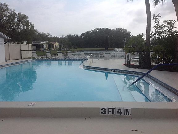 Community Pool and Hot Tub