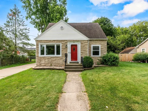 423 E Harrison St, Appleton, WI 54915