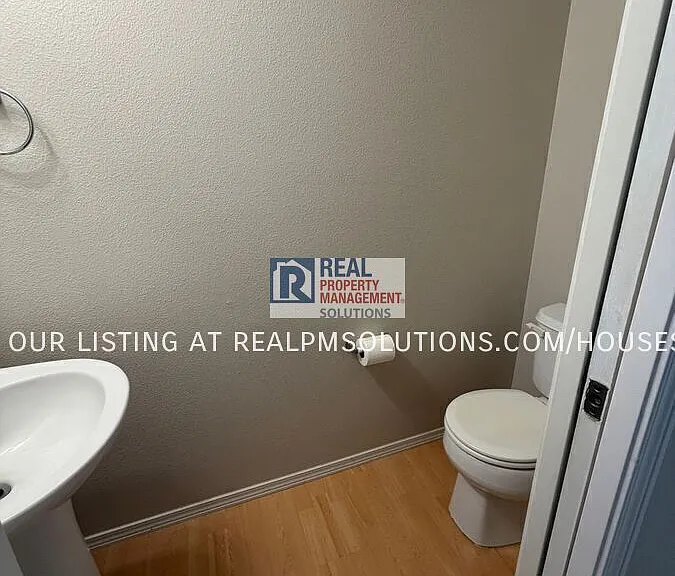 1851 SE Centurion Way — Photo 28