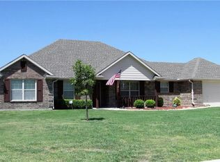 385 Pecan Ct, Nevada, TX 75173