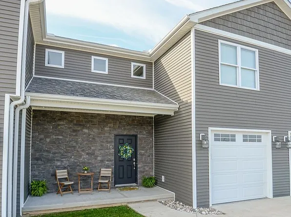16 Residence Dr, Winfield, WV 25213