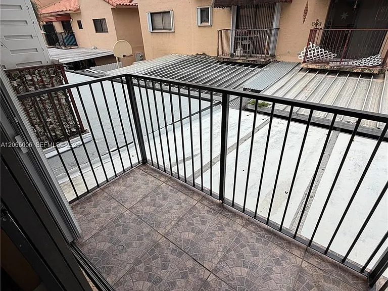 7792 W 29th Way #202 — Photo 28