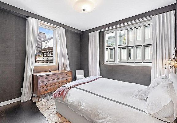 3rd image of 22 Renwick St #8A