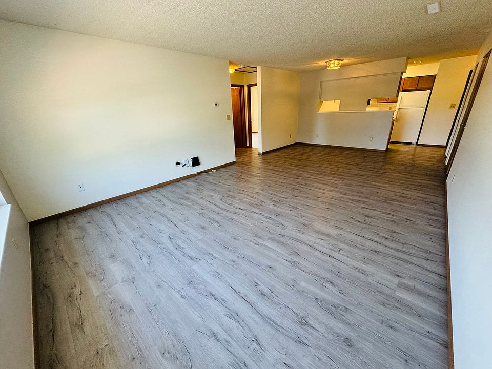 1st image of 125 E Zeller St APT 10