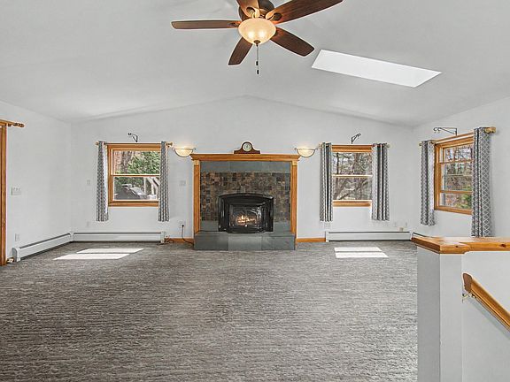 2nd image of 541 Sand Road