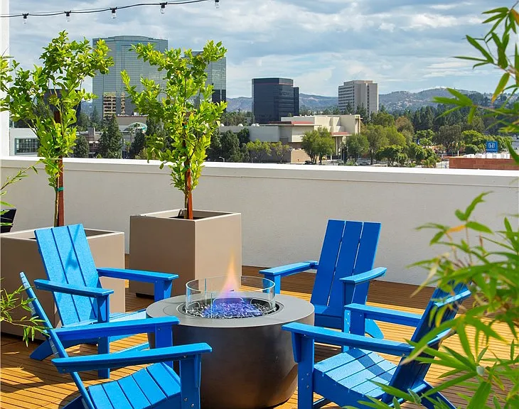 6235 Topanga Canyon Blvd #250B — Photo 44