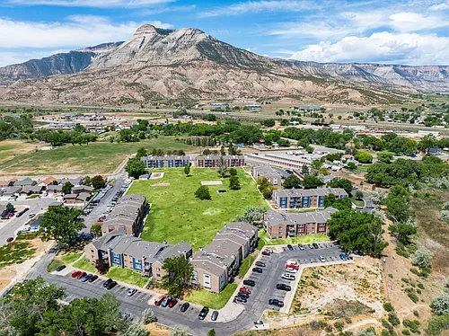 Cottonwood View Photo 1