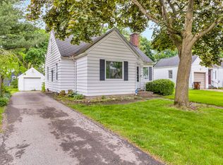 1017 S Bowen St, Jackson, MI 49203