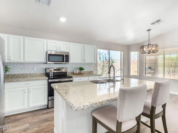 26210 N HACKBERRY Drive, Phoenix, AZ 85083