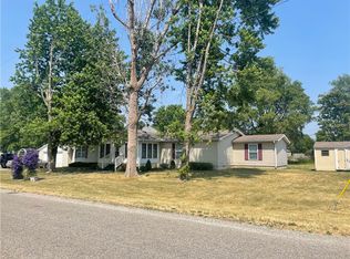 610 S 3rd Ave, Hoopeston, IL 60942