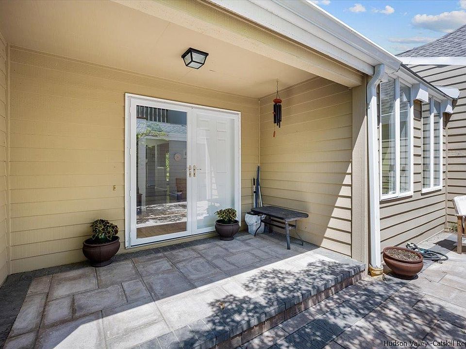 215 Aspen Terrace, Poughkeepsie, NY 12601 Zillow