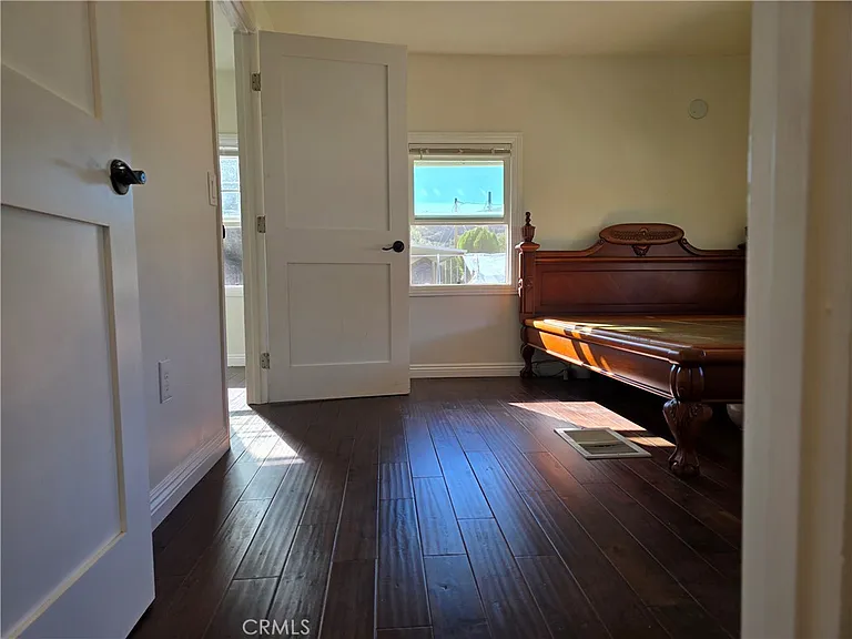 45371 Cardiff St #45371 — Photo 9