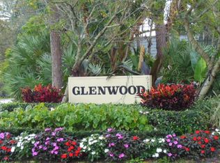 107 1st Ter, Palm Beach Gardens, FL 33418