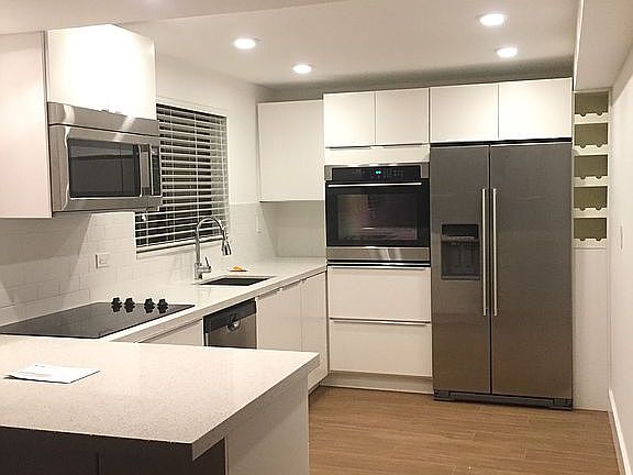 3rd image of 1520 Salzedo St APT B