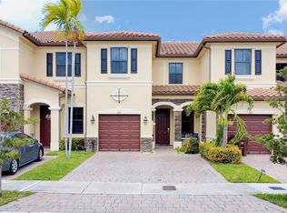 3323 W 90th Ter, Hialeah, FL 33018