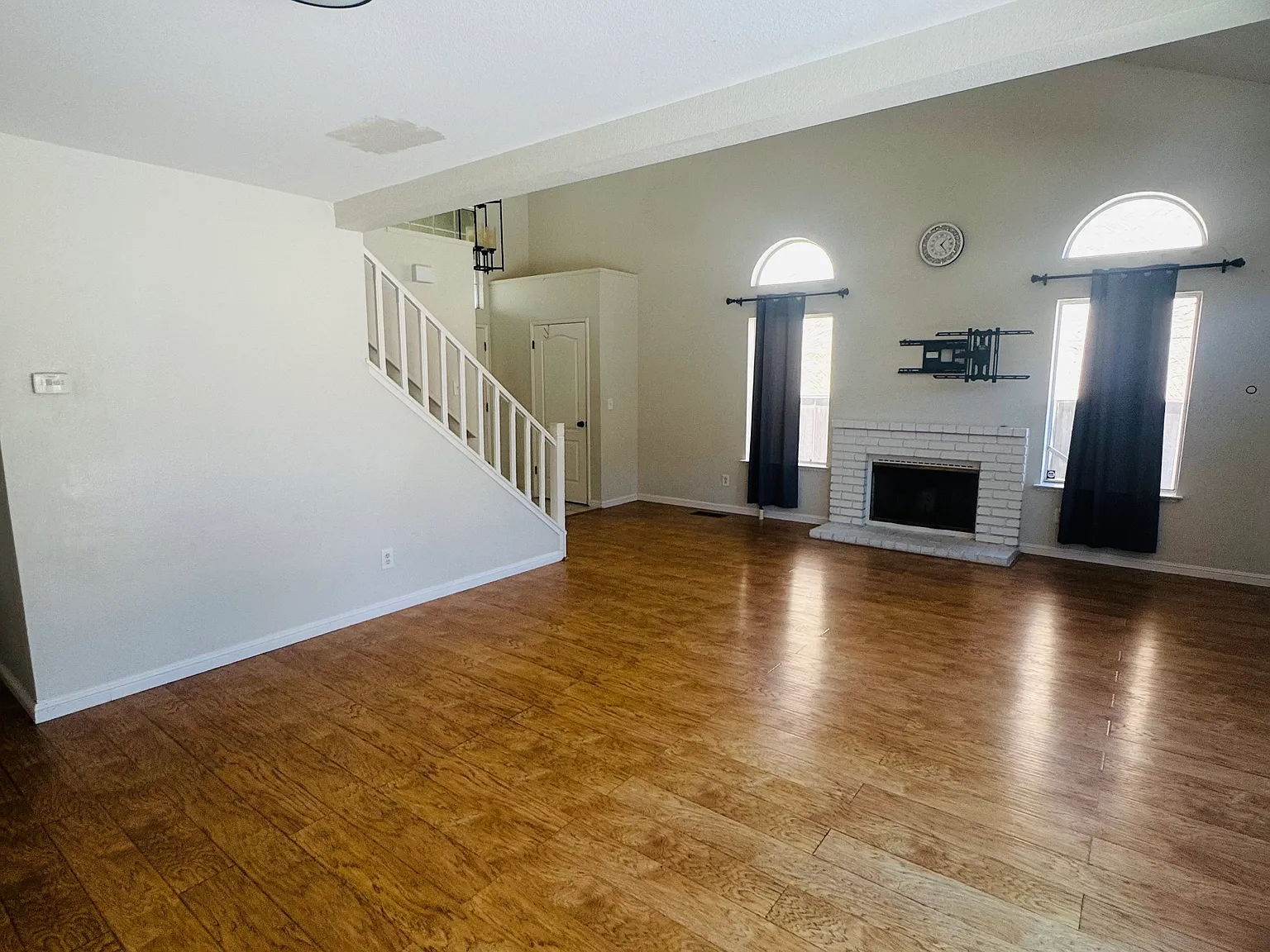 4 bed, 1601 sqft, $3,600 — Photo 4