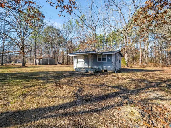 814 Ruby St, Gadsden, AL 35901