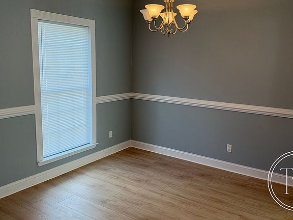 5th image of 1109 Sara Ln