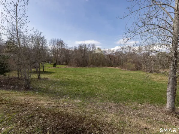 1 Logans Way, Sterling, CT 06377