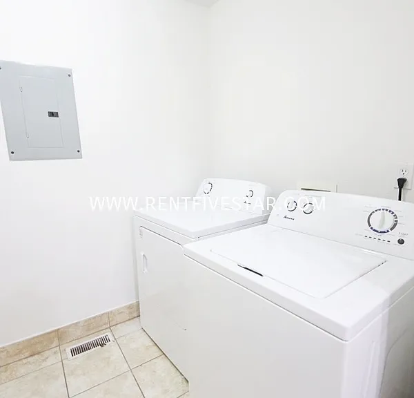 717 S 4th Ave #B6 — Photo 7