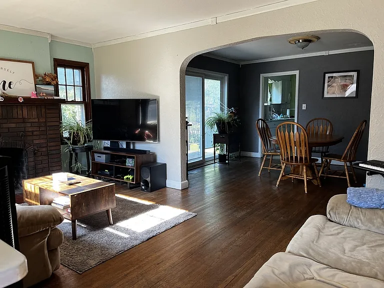 401 Central Ave — Photo 13