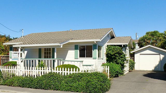 1st image of 206 Valencia Ave