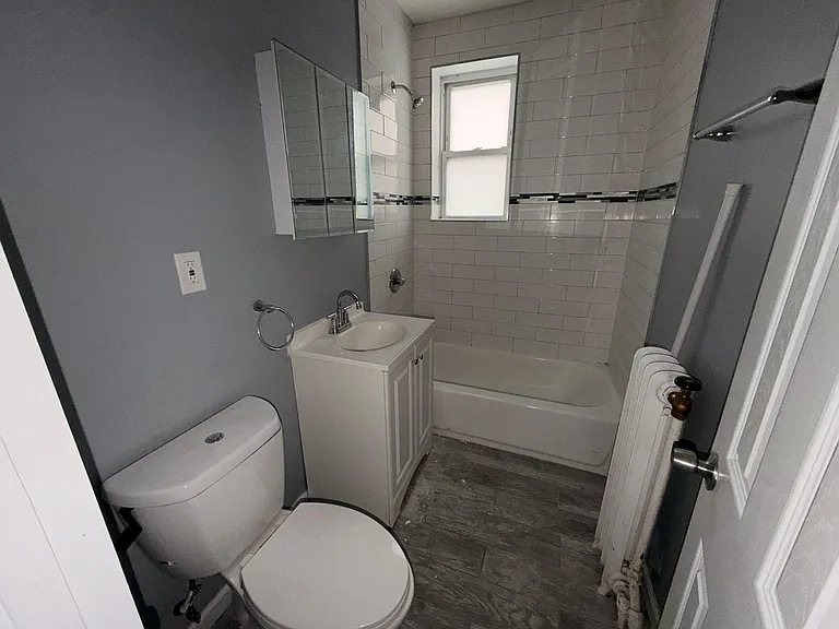 255 Lafayette Ave #12E — Photo 7