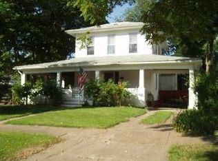 927 Orleans Ave, Keokuk, IA 52632