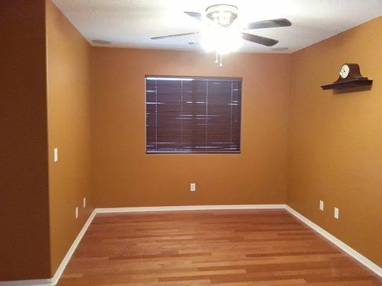 16376 Appletree Ln — Photo 17