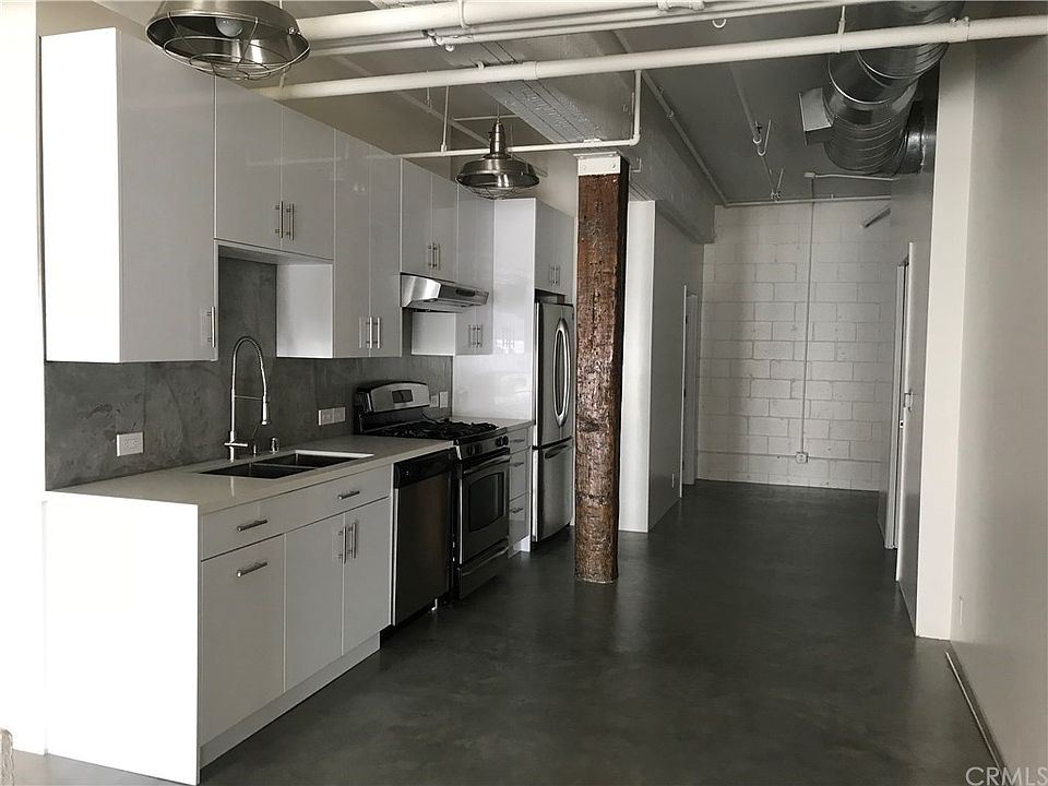 1st image of 500 Molino St APT 116