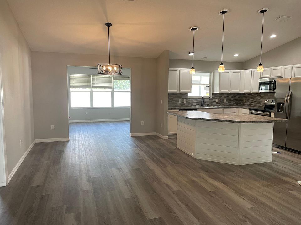 Dinning room , kitchen , living room