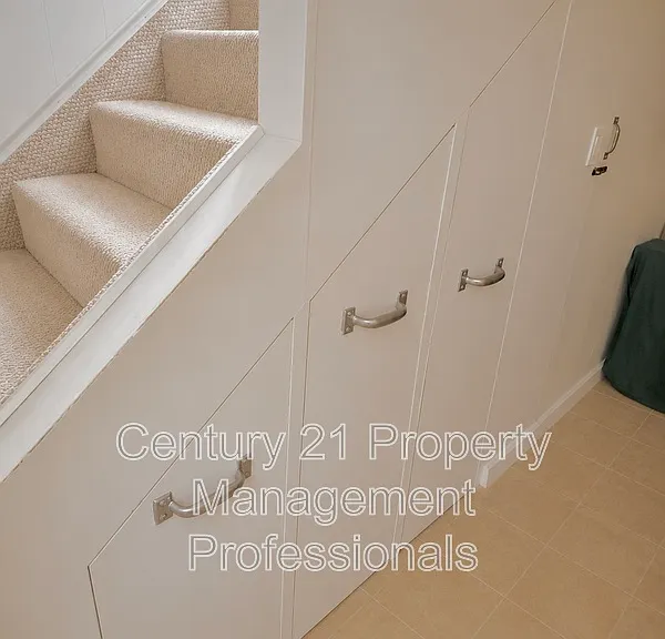 9503 Sherridon Dr — Photo 14