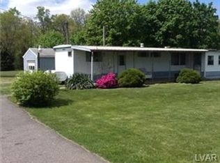78 Locke Heights Rd, Bangor, PA 18013