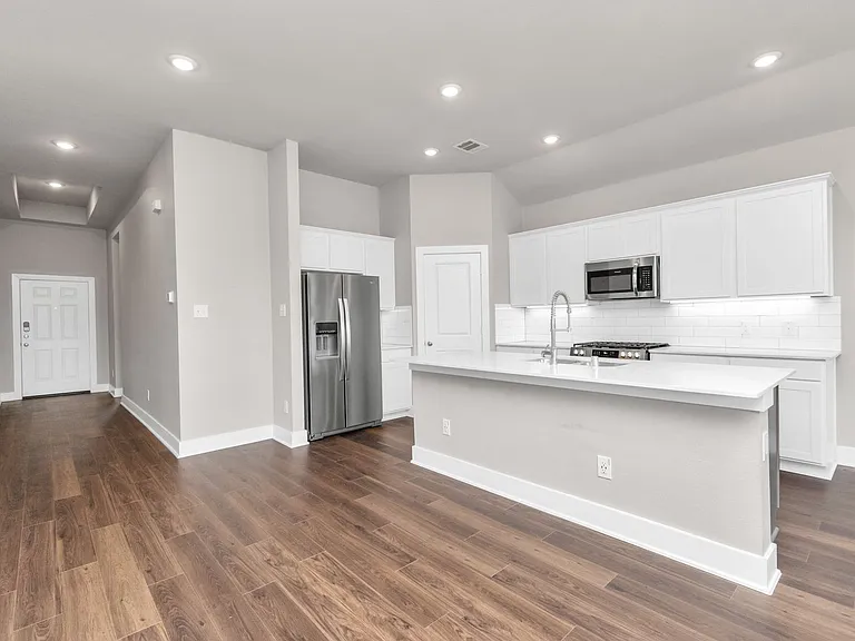 10515 Moon Valley Ln — Photo 10