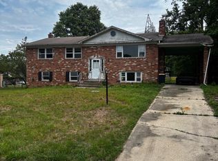 8002 Knollwood St, Brandywine, MD 20613
