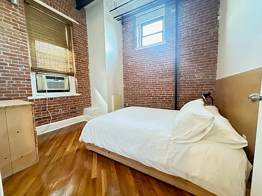 Rented by Dream Space Realty | media 15