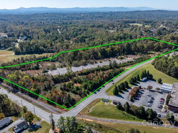 290 Pleasant Hill Rd, Hudson, NC 28638