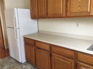 150 Earle St APT C3, Hartford, CT 06120