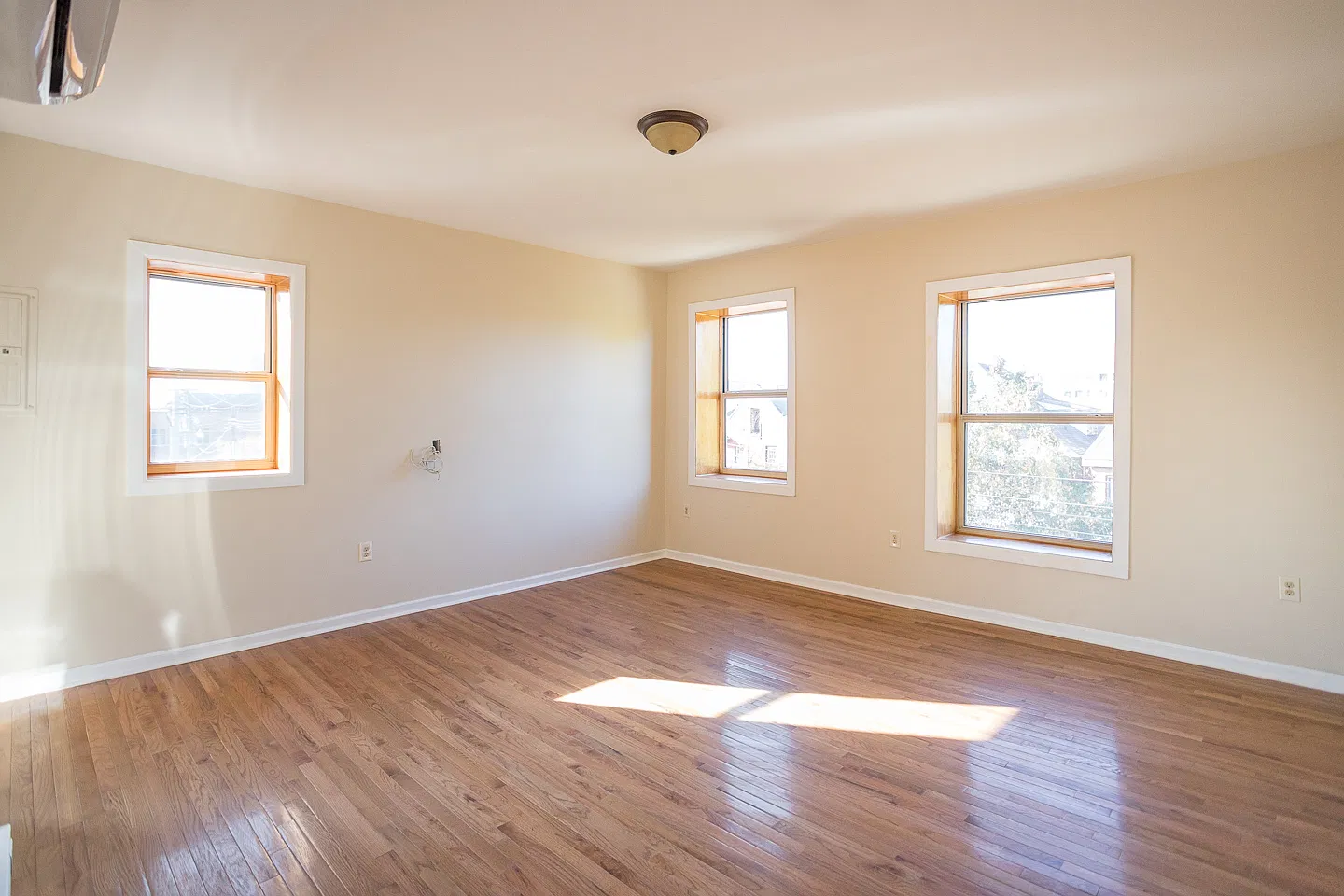 Studio, 400 sqft, $725 — Photo 4
