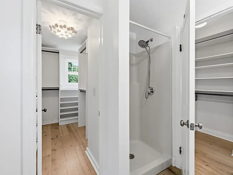 57 Lake Dr — Photo 24