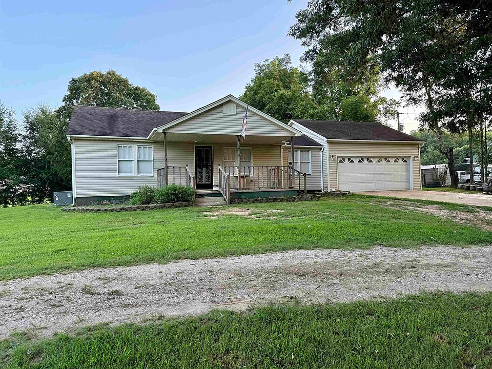 1st image of 710 Evergreen Dr