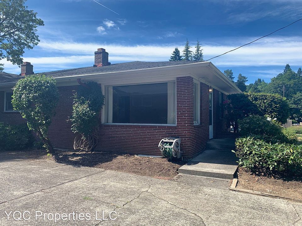 1st image of 412 Edwards Ln