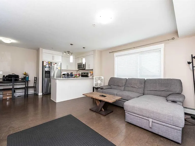 302 Skyview Ranch Dr NE — Photo 2