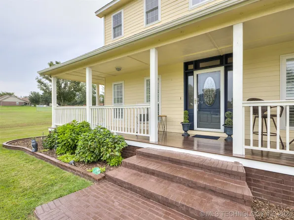 33060 E 703rd Rd, Wagoner, OK 74467
