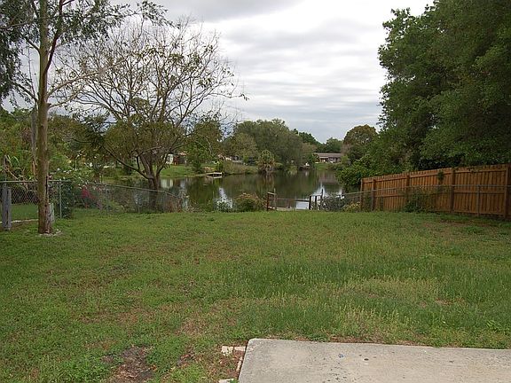 2nd image of 3807 Southview Dr