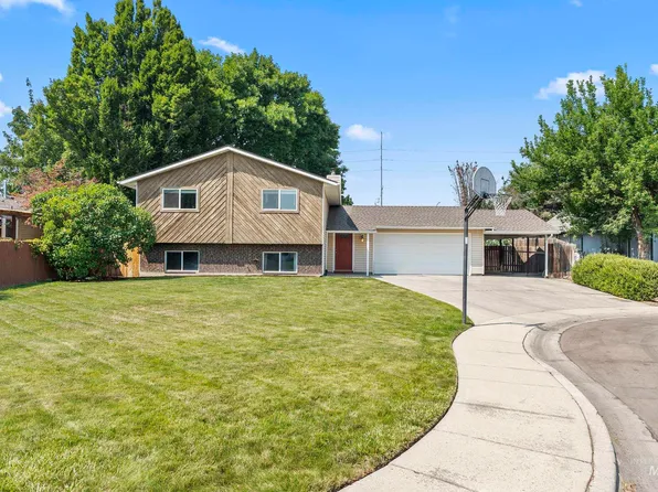 8920 W Donnybrook Dr, Boise, ID 83709