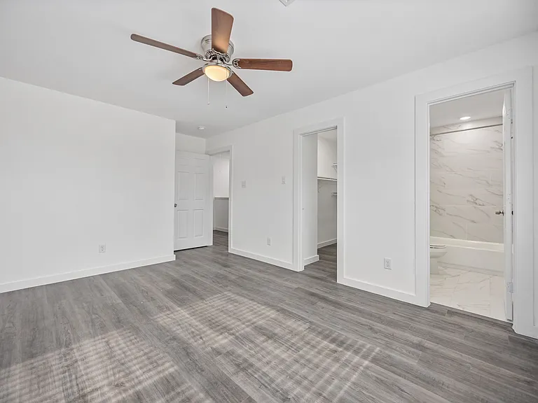 2320 Wavell St #B — Photo 16