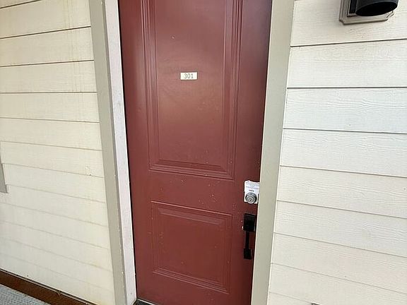 3rd image of 805 Bradford Ave #301
