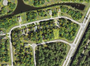 136 Lomas Rd, Rotonda West, FL 33947