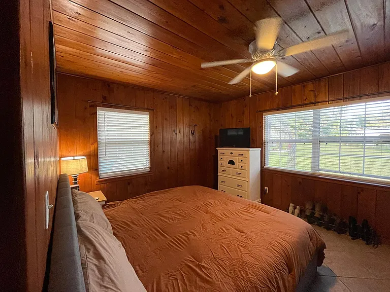 Main bedroom
